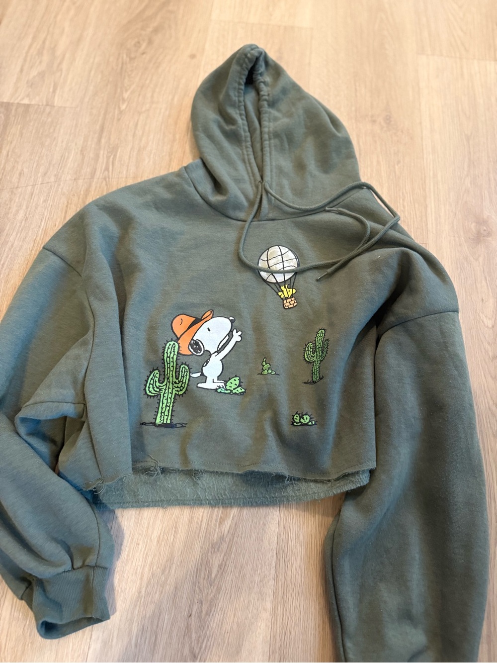 Olive Green Cropped Hoodie with Snoopy Desert Graphic adult large